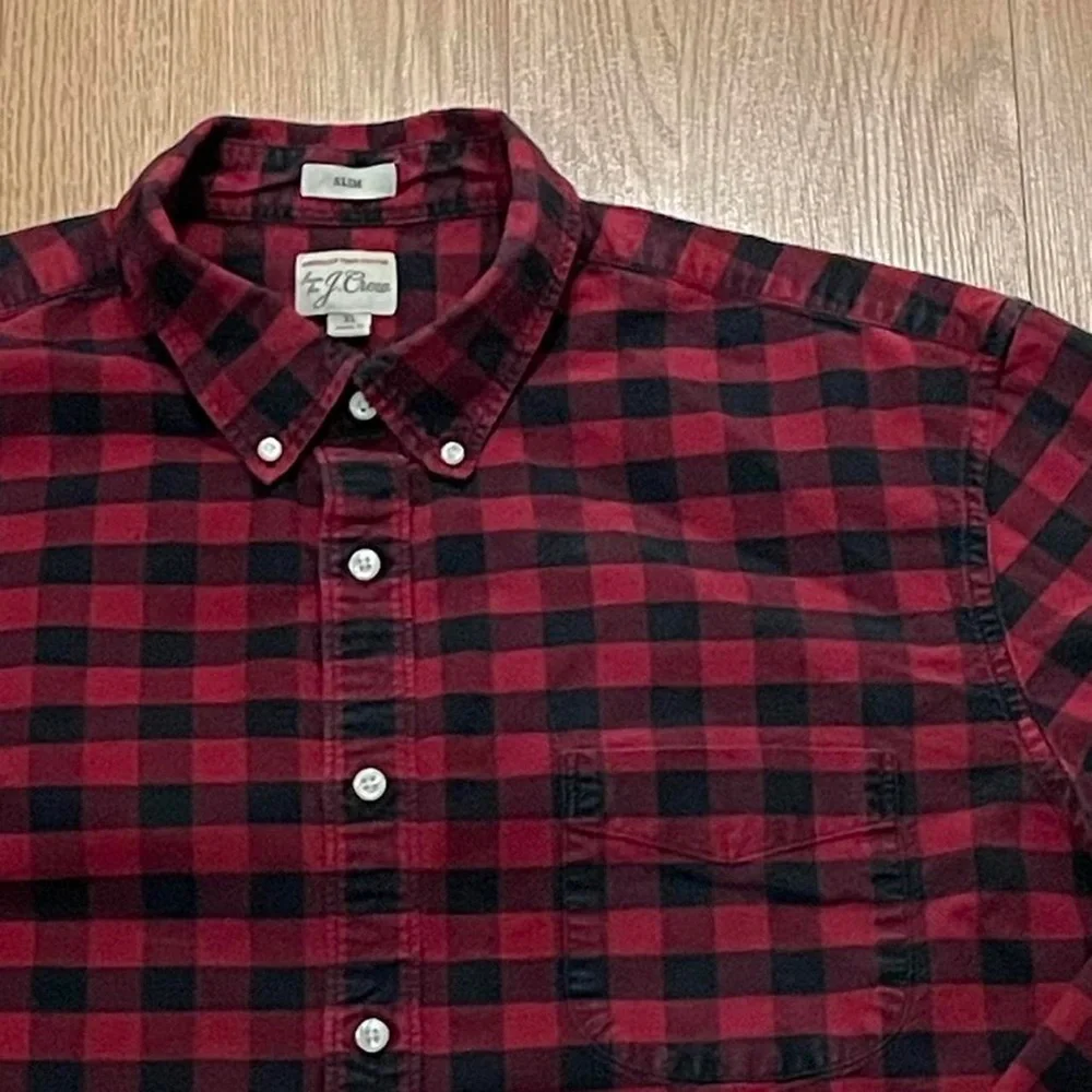 J.Crew Men’s XL Slim Long Sleeve Button Down Shirt Buffalo Red Black Plaid